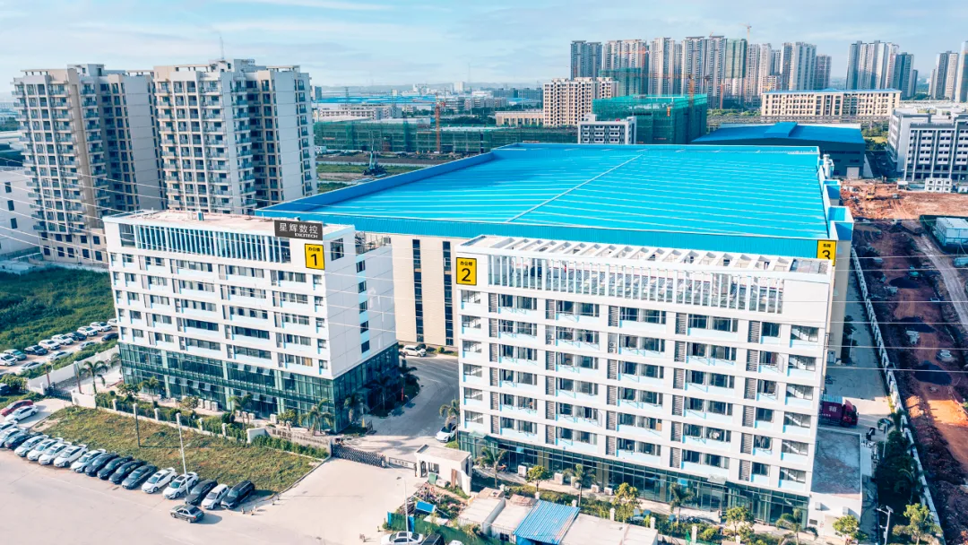 Bonn táirgeachta Guangdong de EXCITECH CNC: Guangdong EXCITECH CNC teicneolaíocht co., ltd.